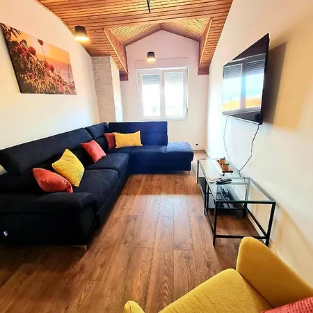 Didova Kuca Villa *
