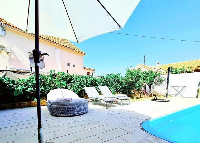 Didova Kuca * Brodarica (Sibenik-Knin)